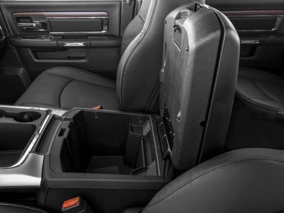 2016 RAM 1500 4WD Crew Cab 5.7 Ft Box Laramie