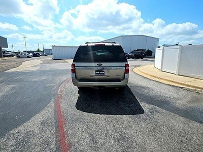 2017 Ford Expedition EL XLT 4x2