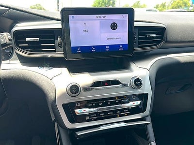 2020 Ford Explorer XLT RWD