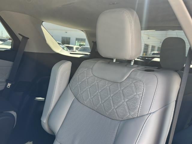 2025 Ford Explorer Platinum RWD