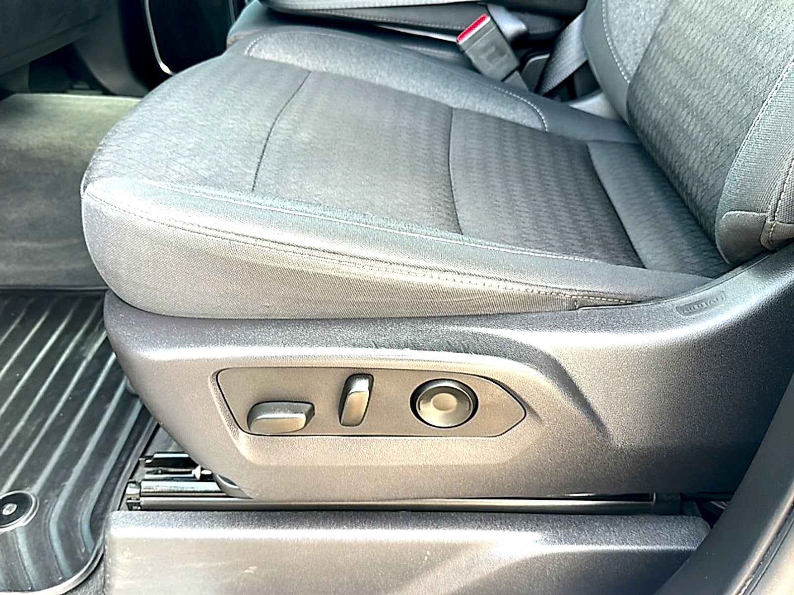 2025 Chevrolet Silverado 2500HD 4WD Crew Cab Standard Bed LT