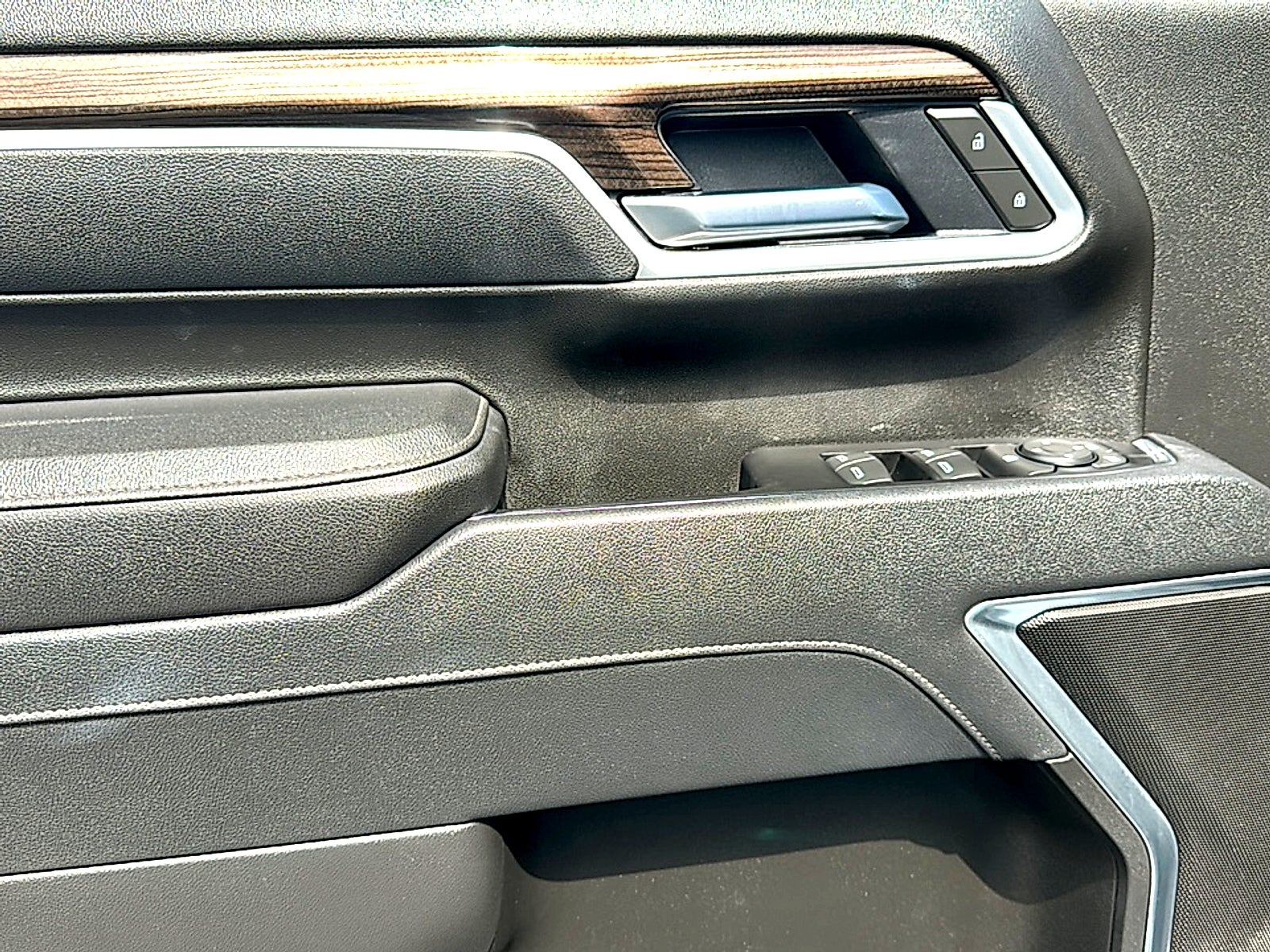 2025 Chevrolet Silverado 2500HD 4WD Crew Cab Standard Bed LT
