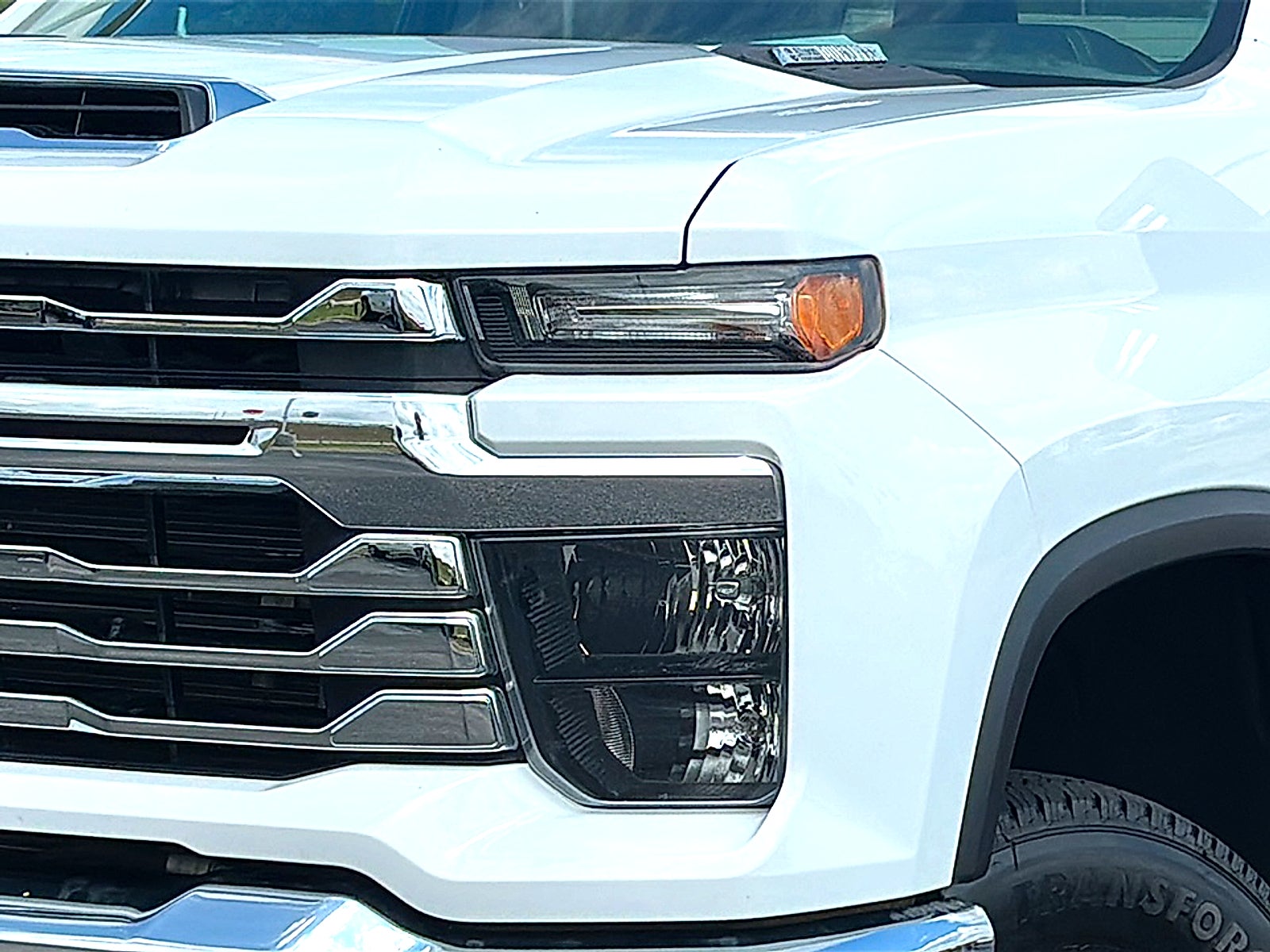 2025 Chevrolet Silverado 2500HD 4WD Crew Cab Standard Bed LT