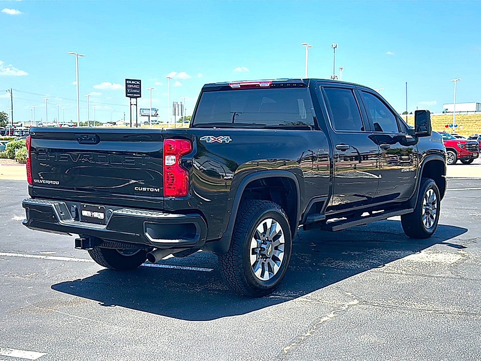 2025 Chevrolet Silverado 2500HD 4WD Crew Cab Standard Bed Custom