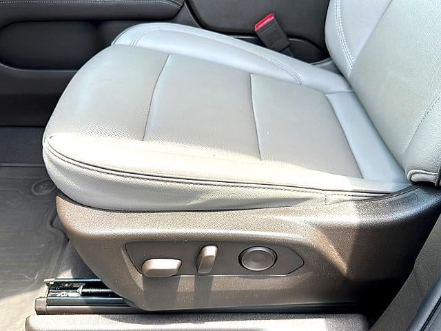 2025 GMC Yukon 4WD 4dr Elevation
