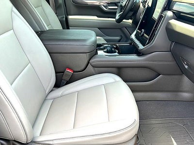 2025 GMC Yukon 4WD 4dr Elevation