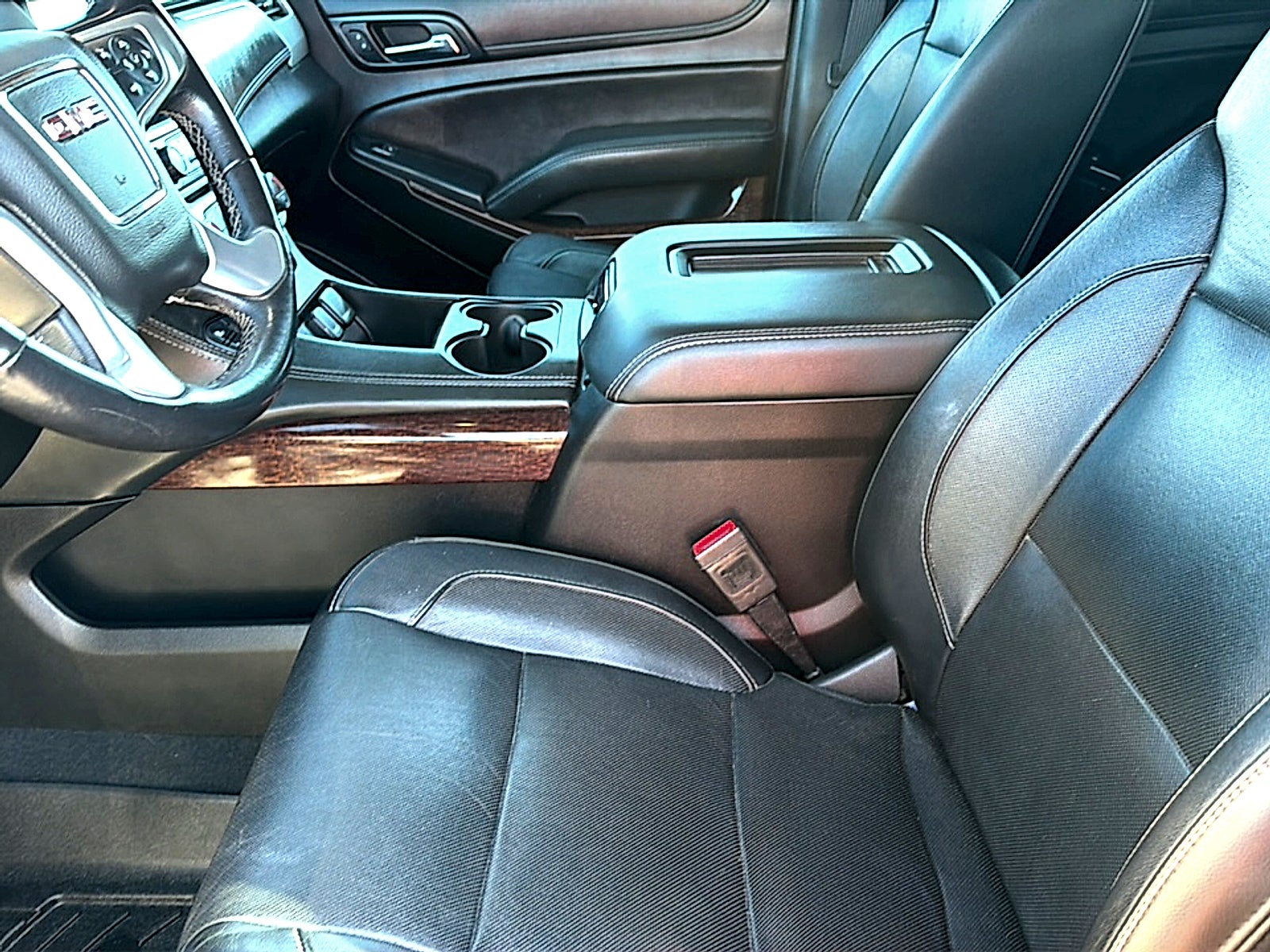 2020 GMC Yukon XL 4WD SLT