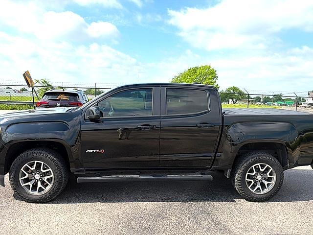 2022 GMC Canyon Crew Cab Short Box 4-Wheel Drive AT4 w/Leather