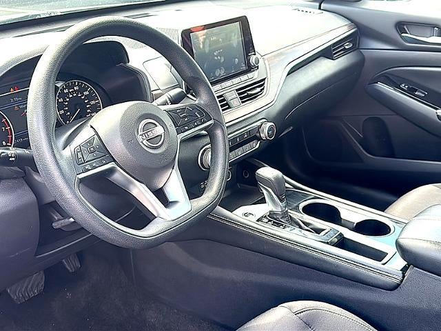 2023 Nissan Altima 2.5 SV Sedan
