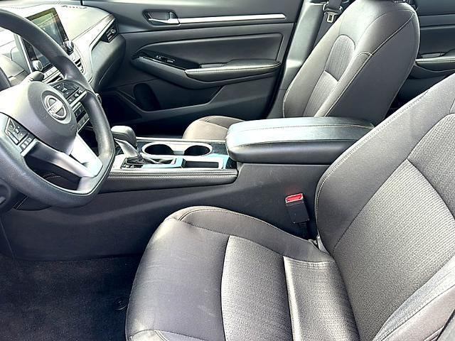 2023 Nissan Altima 2.5 SV Sedan