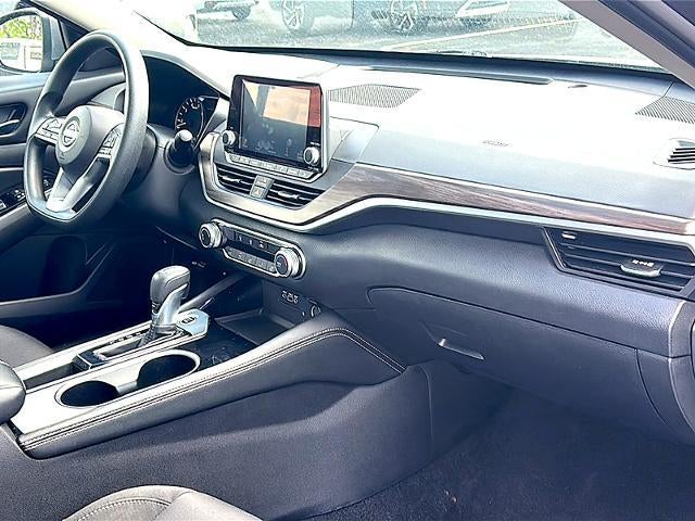 2023 Nissan Altima 2.5 SV Sedan
