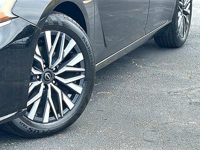 2025 Nissan Altima SV FWD