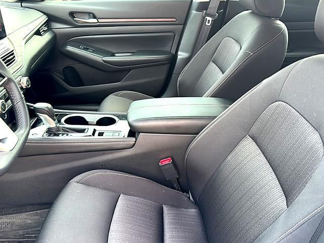 2024 Nissan Altima 2.5 SV Sedan