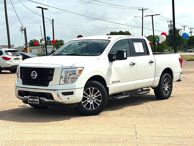 2021 Nissan Titan 4x4 Crew Cab SV