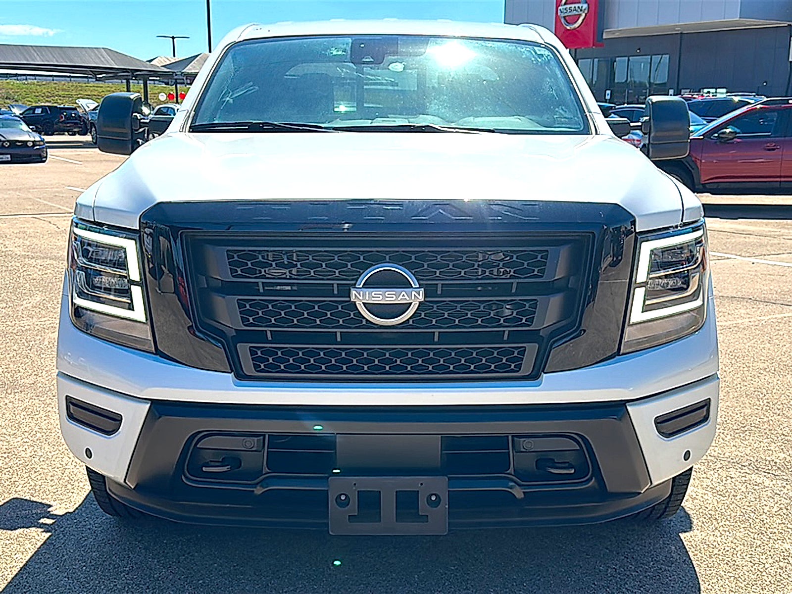 2023 Nissan TITAN Crew Cab SV 4x2