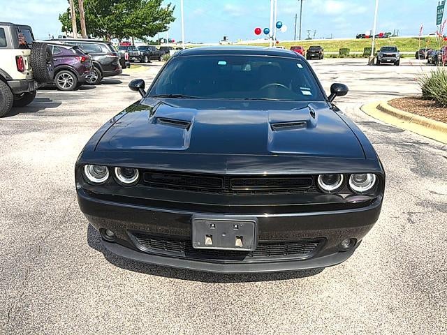 2023 Dodge Challenger SXT RWD