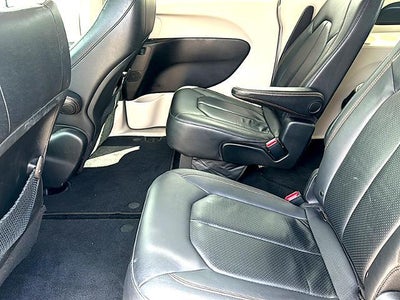 2019 Chrysler Pacifica Touring L FWD