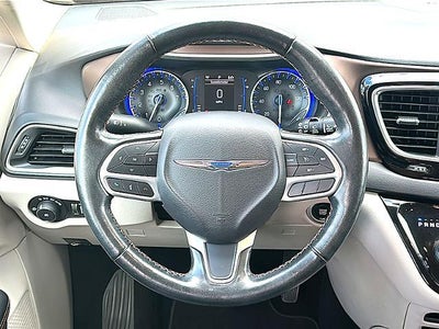 2019 Chrysler Pacifica Touring L FWD