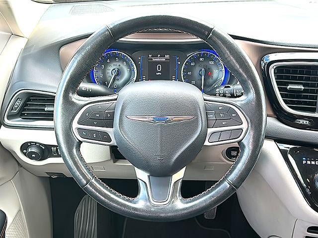 2019 Chrysler Pacifica Touring L FWD