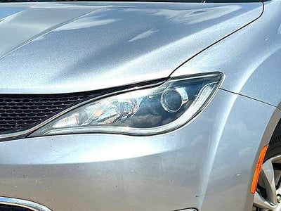 2019 Chrysler Pacifica Touring L FWD