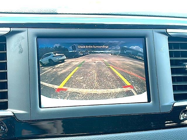 2023 Chrysler Voyager LX FWD