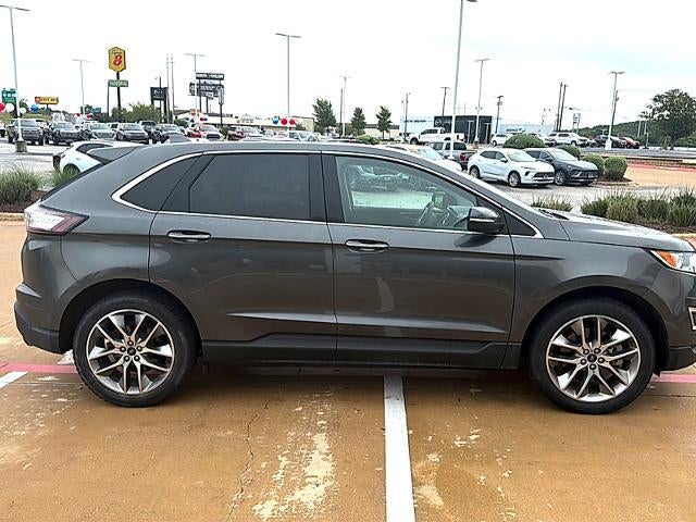 2016 Ford Edge 4dr Titanium FWD