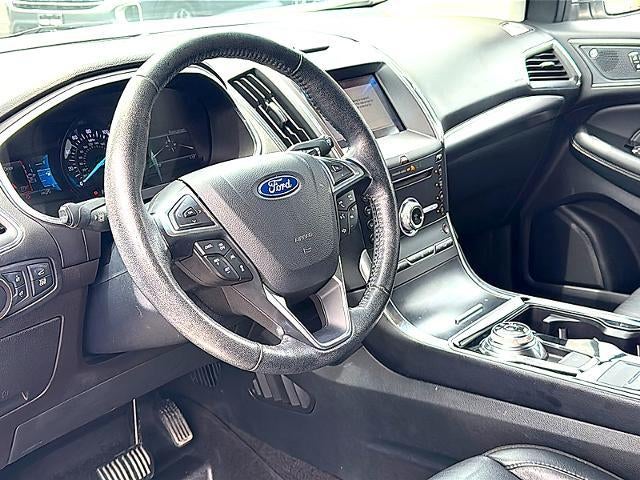 2019 Ford Edge Titanium FWD