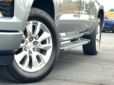 2026 Chevrolet Silverado 1500 4WD Crew Cab Standard Bed Custom