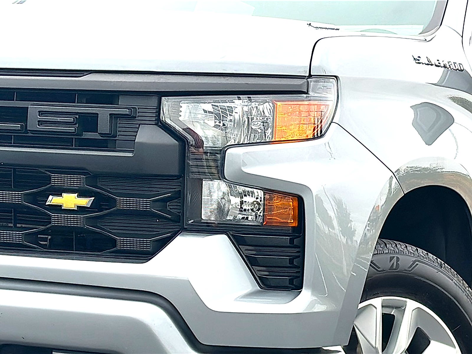2026 Chevrolet Silverado 1500 4WD Crew Cab Standard Bed Custom