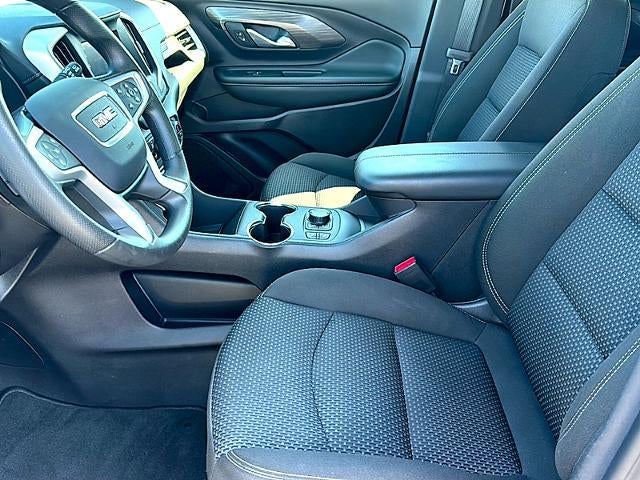 2024 GMC Terrain FWD 4dr SLE