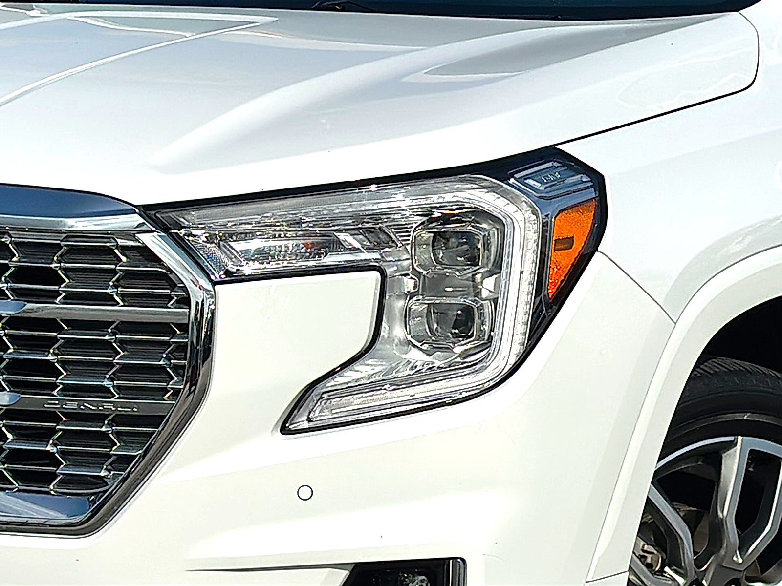 2023 GMC Terrain AWD Denali