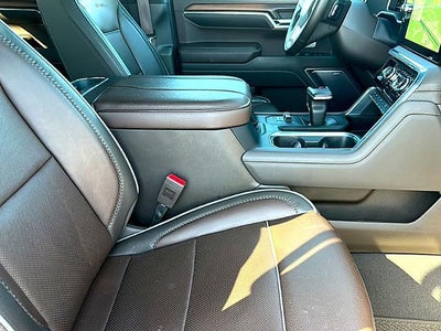 2024 GMC Sierra 1500 Crew Cab Short Box 2-Wheel Drive Denali