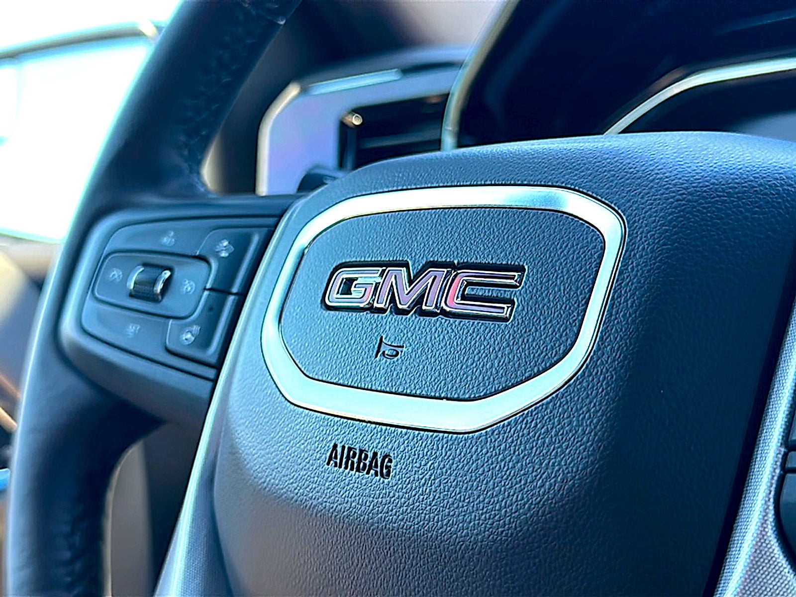 2023 GMC Sierra 1500 4WD Crew Cab Short Box SLT