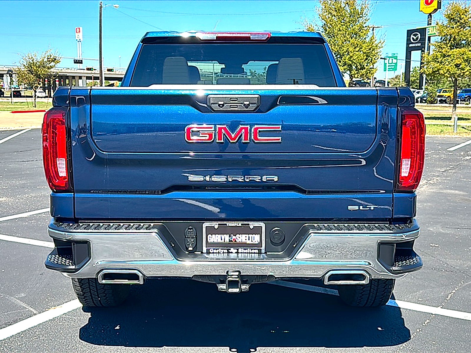 2023 GMC Sierra 1500 4WD Crew Cab Short Box SLT