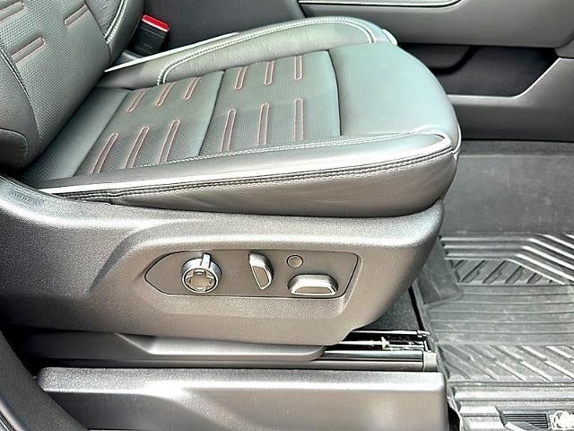 2026 GMC Sierra 1500 Crew Cab Short Box 4-Wheel Drive AT4X