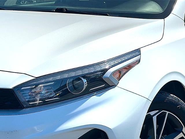 2024 Kia Forte LXS IVT