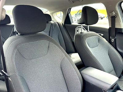 2025 Kia K4 LXS FWD