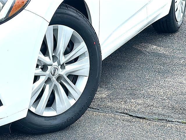 2022 Nissan Sentra S CVT