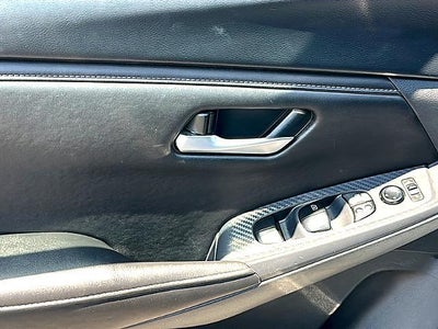 2025 Nissan Sentra SV CVT