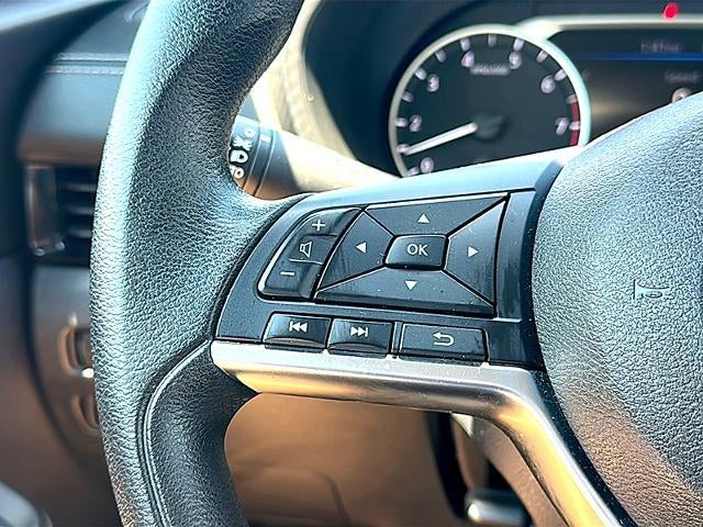 2025 Nissan Sentra SV CVT