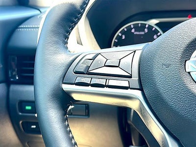 2025 Nissan Sentra SV CVT