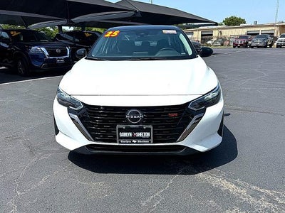 2025 Nissan Sentra SR CVT