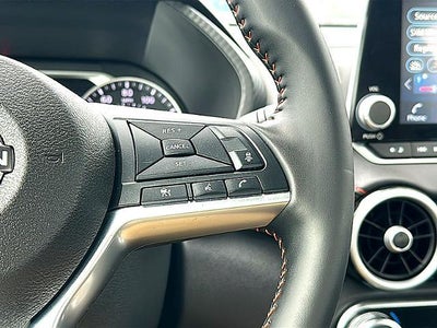2025 Nissan Sentra SR CVT