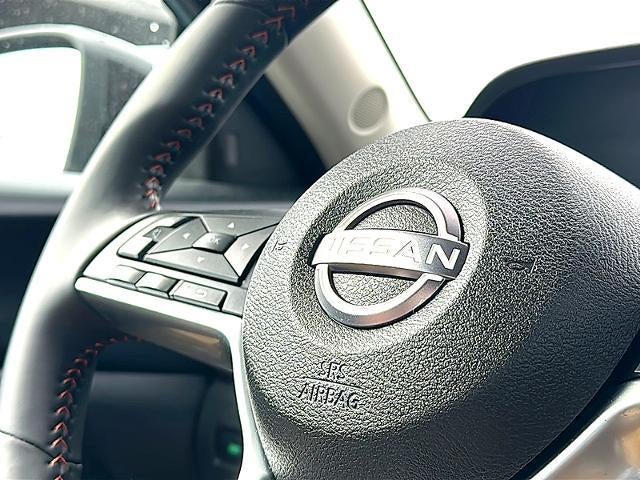 2025 Nissan Sentra SR CVT