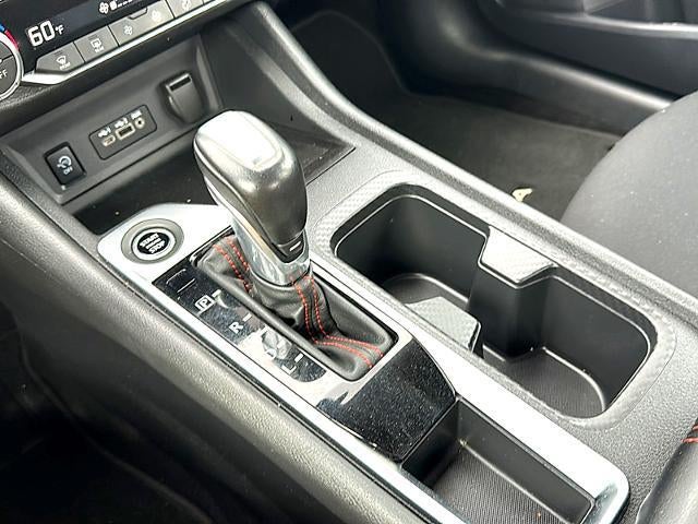 2025 Nissan Sentra SR CVT