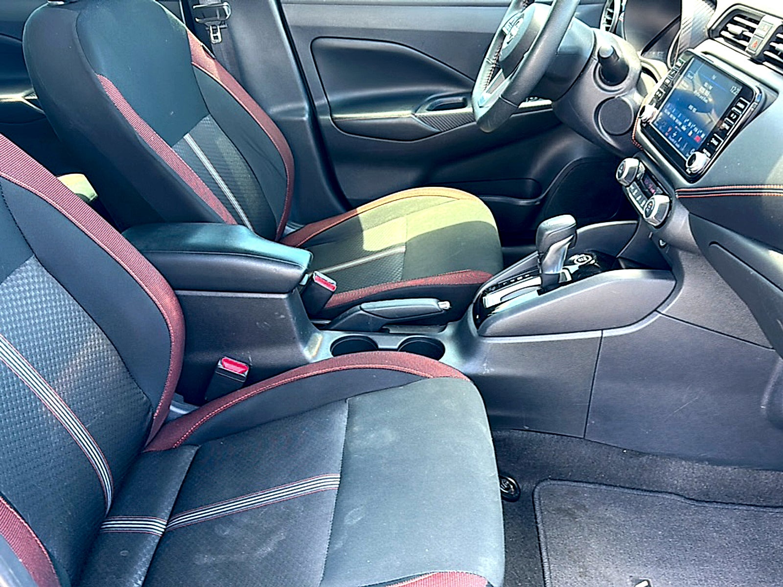 2024 Nissan Versa 1.6 SR