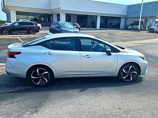 2024 Nissan Versa SR CVT