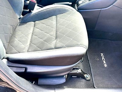 2019 Nissan Kicks SV FWD