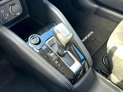 2019 Nissan Kicks SV FWD