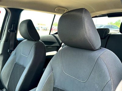 2019 Nissan Kicks SV FWD